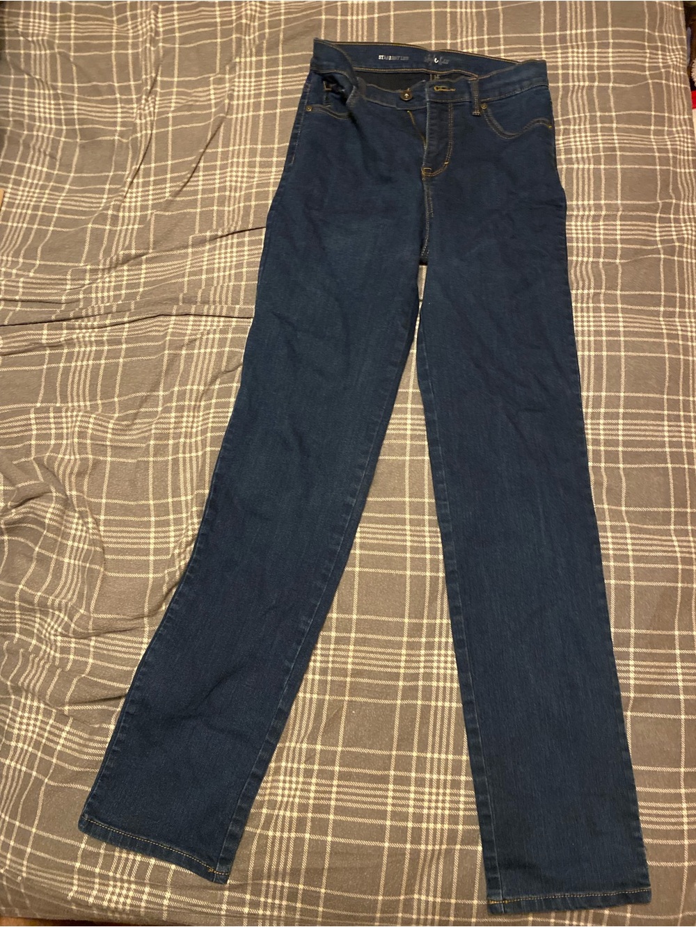 Straight-Leg Women’s Jeans in Dark Blue